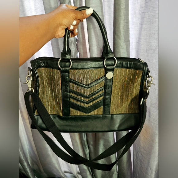 Volcom black leather chevron eccentric cloth rectangle crossbody/handbag - Picture 12 of 13